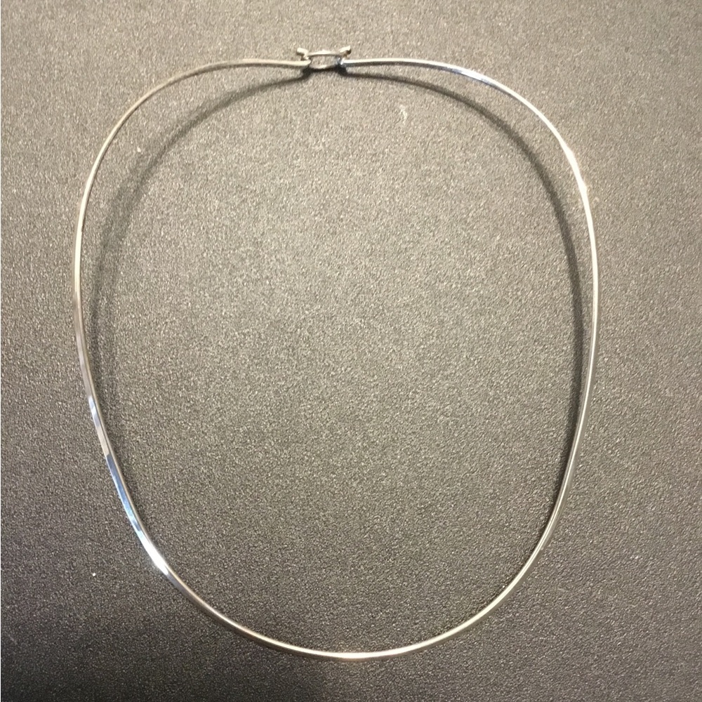 Collar necklace